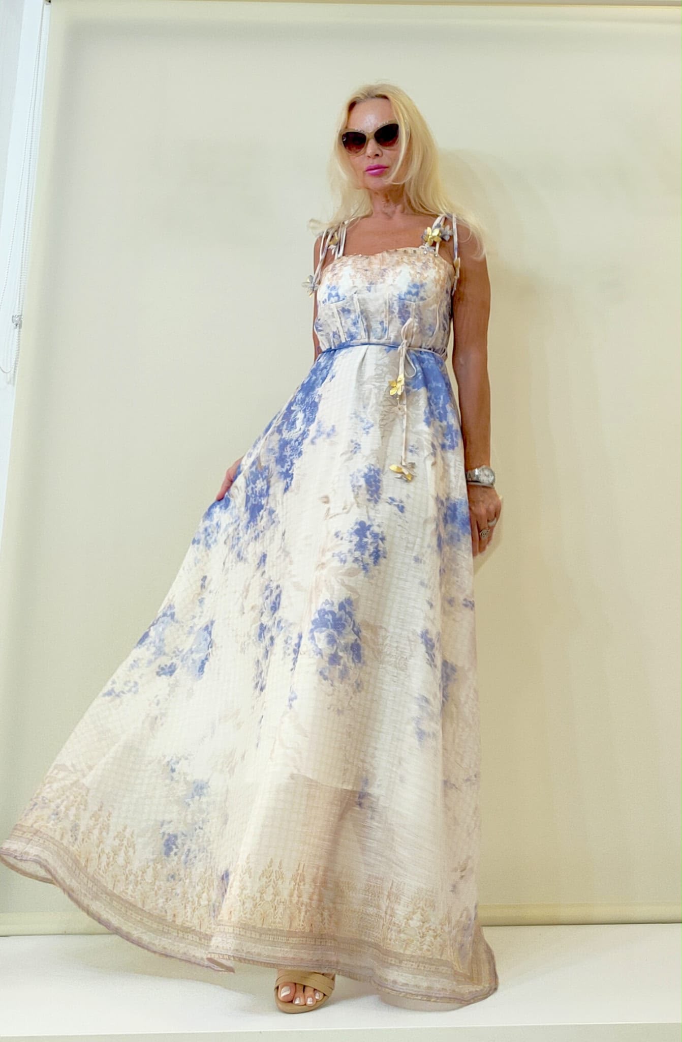 Tinuta Lumiere - costum elegant